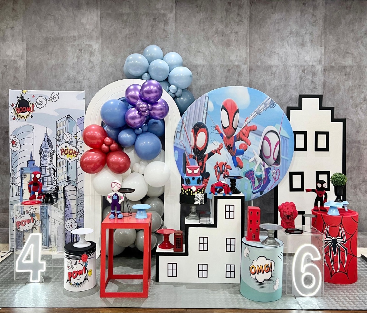 Homem Aranha Luxo - Akitem Festa (Thalita Rissato)
