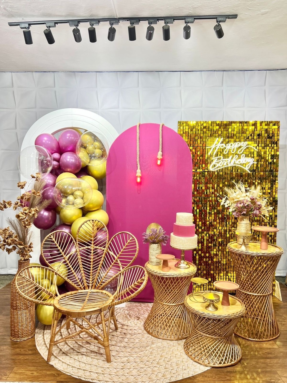 Adulto Rosa Luxo Marsala Com Dourado - Akitem Festa (Thalita Rissato)