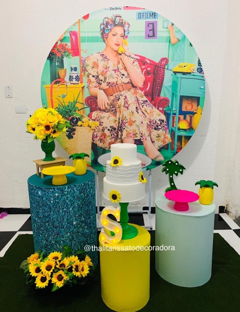 Minha Mãe É Uma Peça - Akitem Festa (Thalita Rissato)