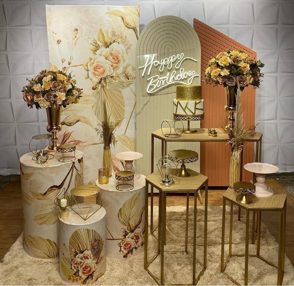 Adulto Floral Dourado Com Marrom E Bege - Akitem Festa (Thalita Rissato)
