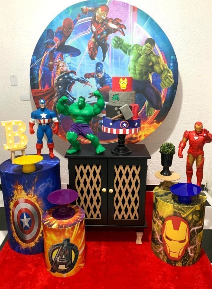 Vingadores 020 - Akitem Festa (Thalita Rissato)