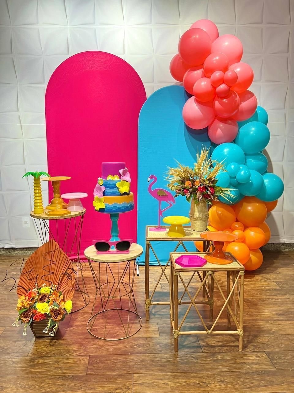 Tropical Azul E Rosa 01 - Akitem Festa (Thalita Rissato)