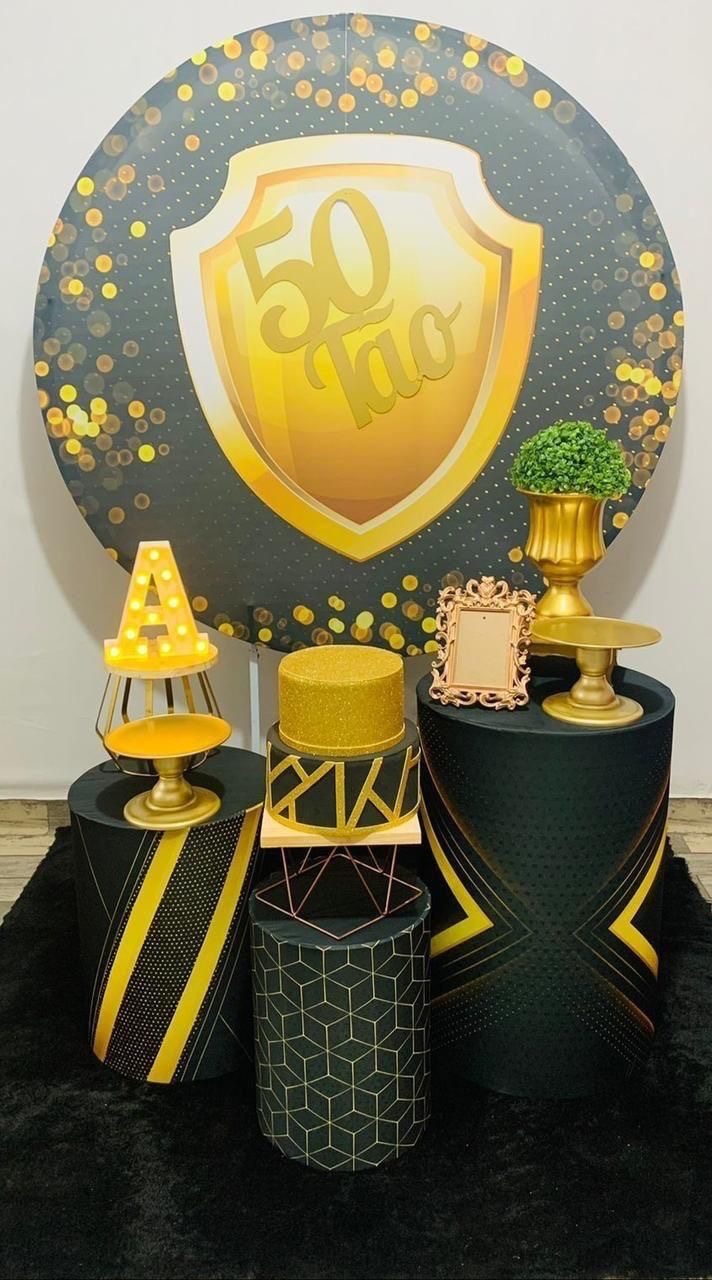 Adulto Dourado E Preto  - Akitem Festa (Thalita Rissato)