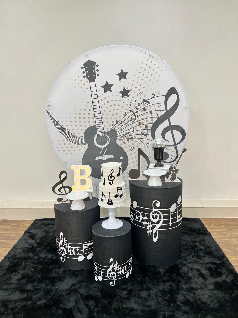 Kit Música Preto E Branco  - Akitem Festa (Thalita Rissato)