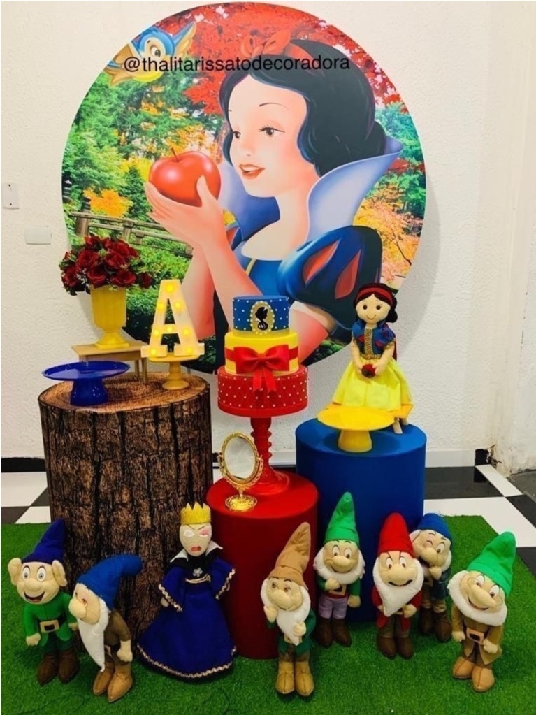Branca de Neve E Os Sete Anões 00 - Akitem Festa (Thalita Rissato)