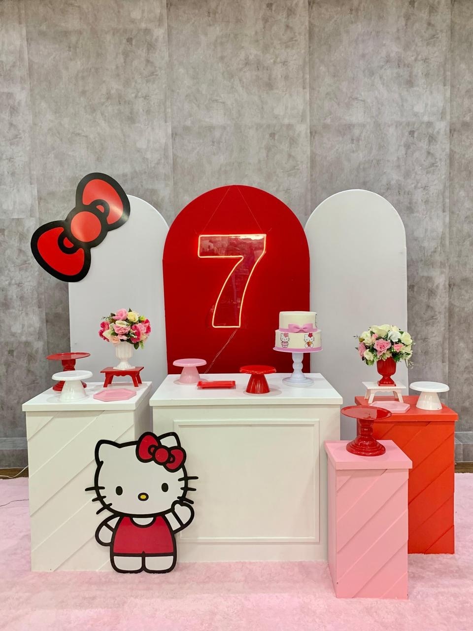 Hello Kitty 1 Vermelha E Rosa  - Akitem Festa (Thalita Rissato)
