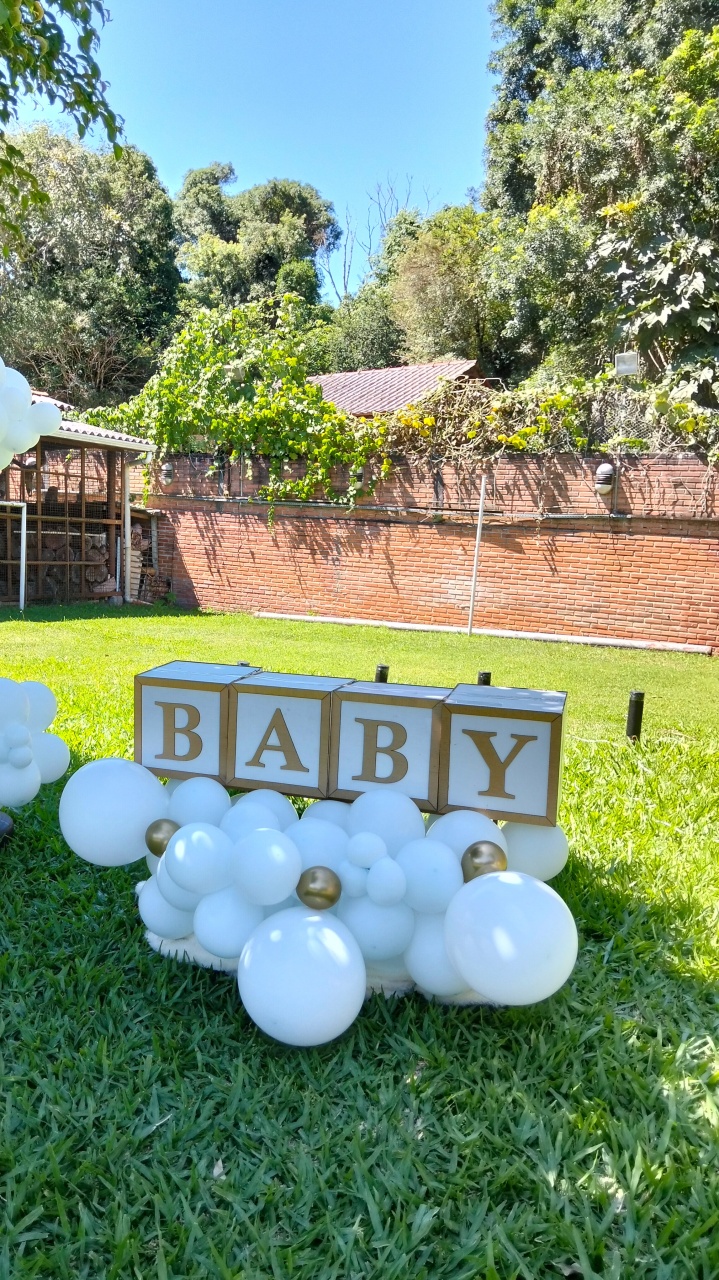 Cubos Baby + Balões  - JC DECORAÇÕES