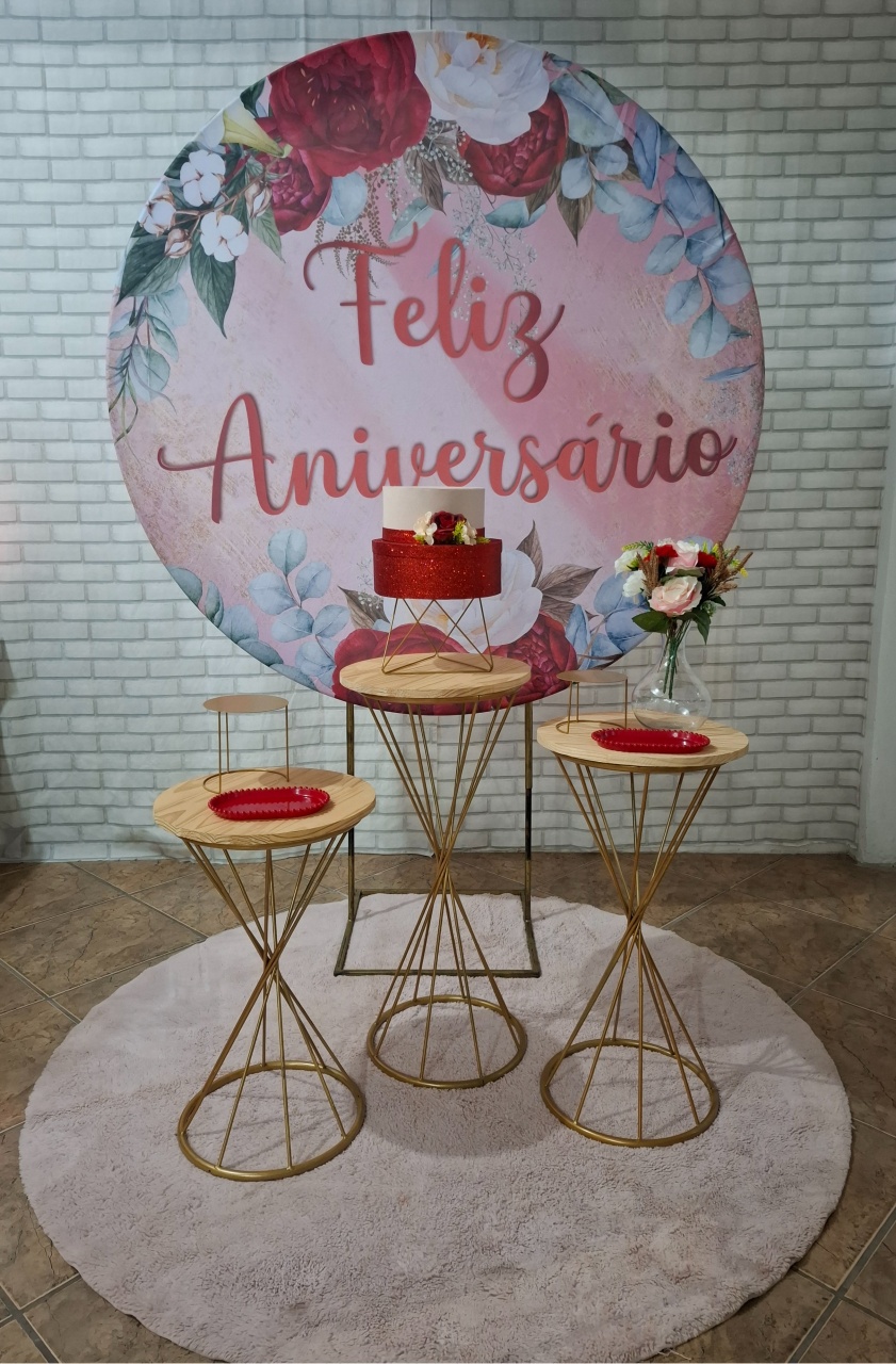 Feliz Aniversário Vermelho - Quel festas ateliê