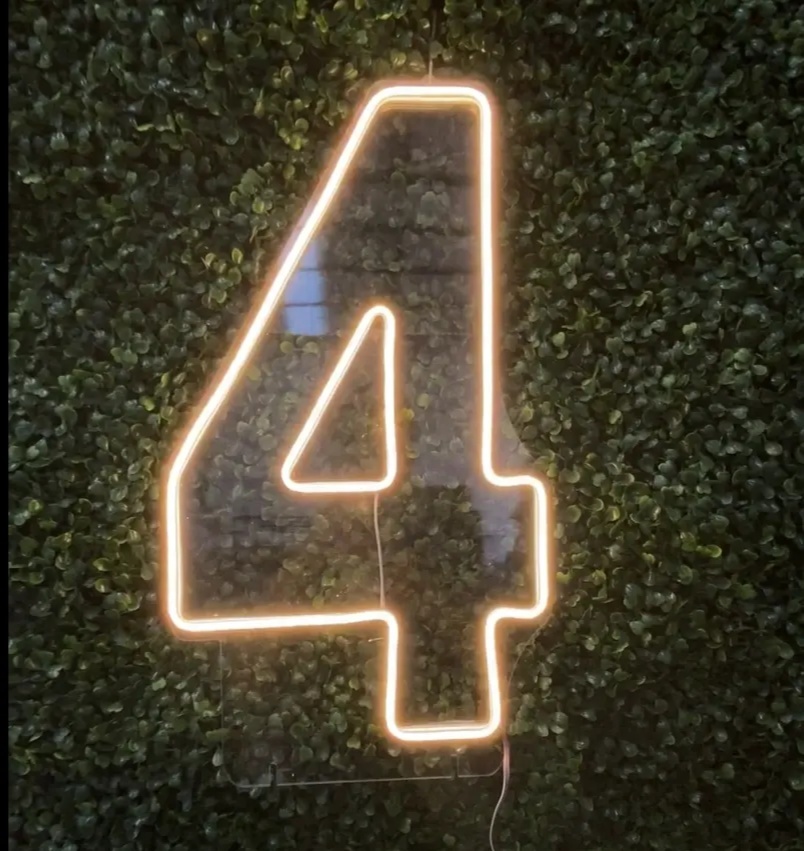 Número 4 Led de 50 Cm Luz Quente - Kecafestas 