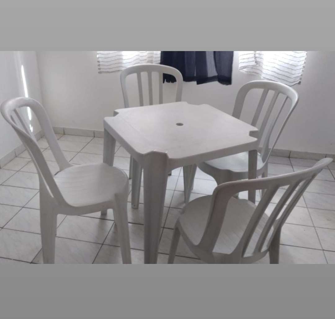 Kit Mesas Com Cadeiras  - Kecafestas 