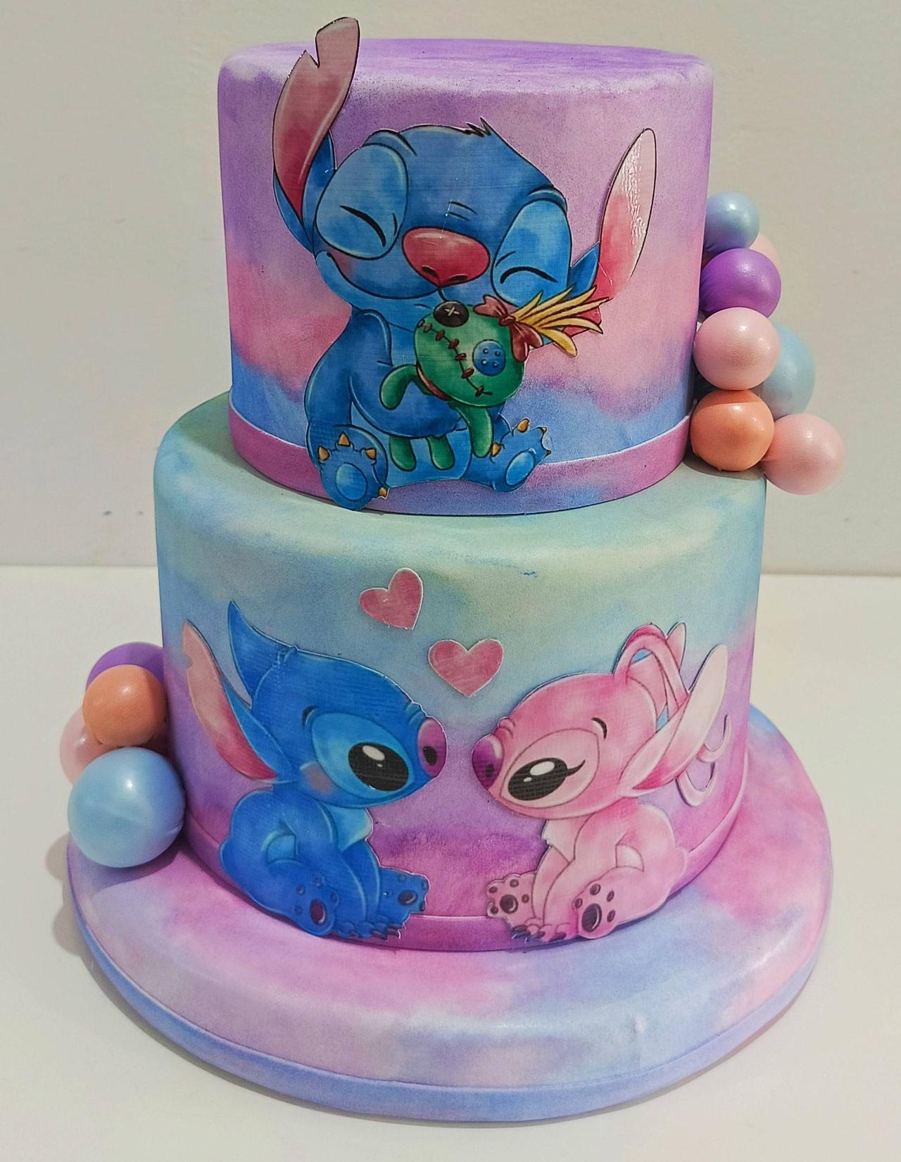 Bolo Fake Stitch New  - 2 Andares - Vanessalocações
