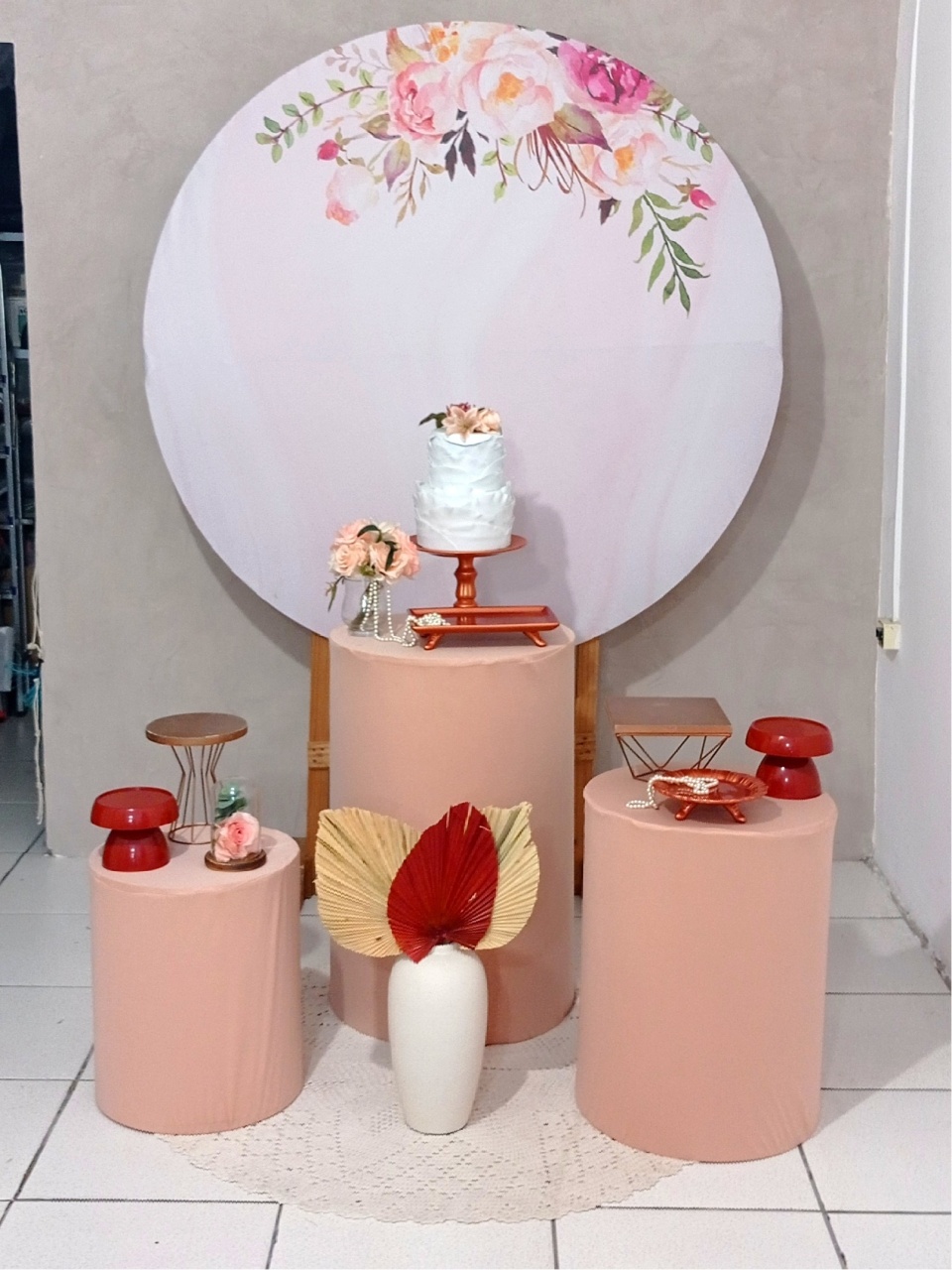 Composição Adulto  Feminino - CamaleãoLocaçoes