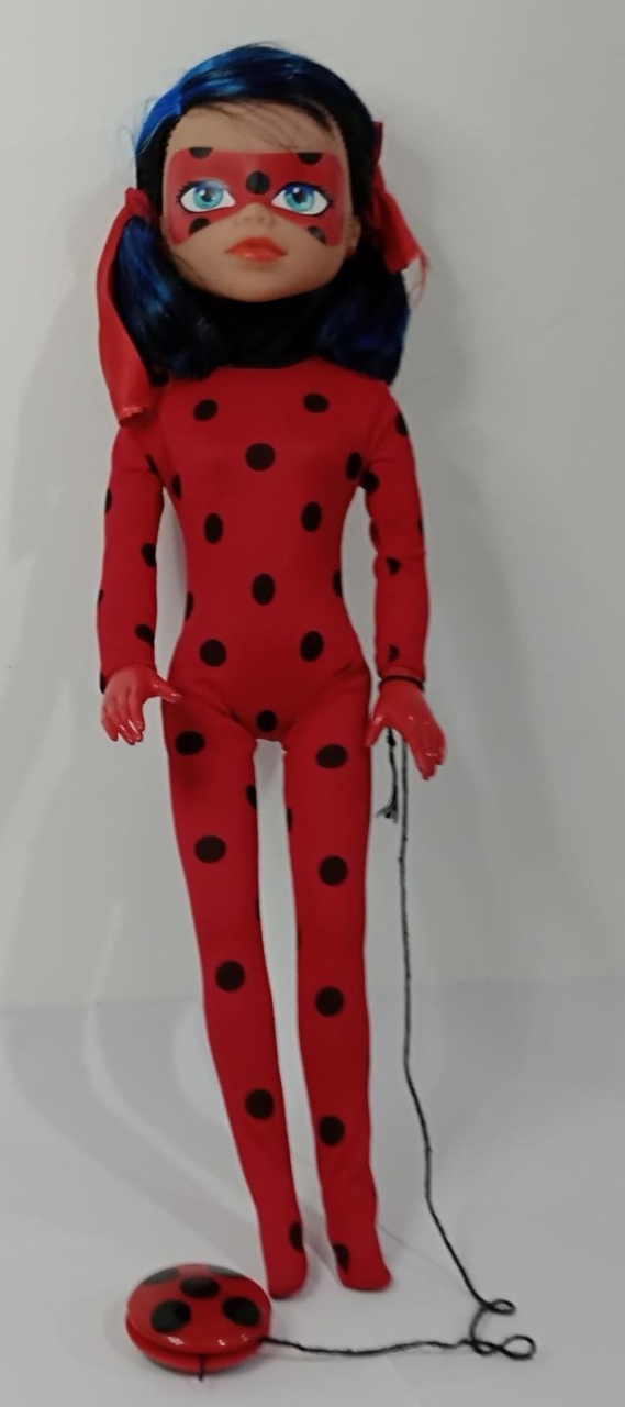 Ladybug - Vanessalocações