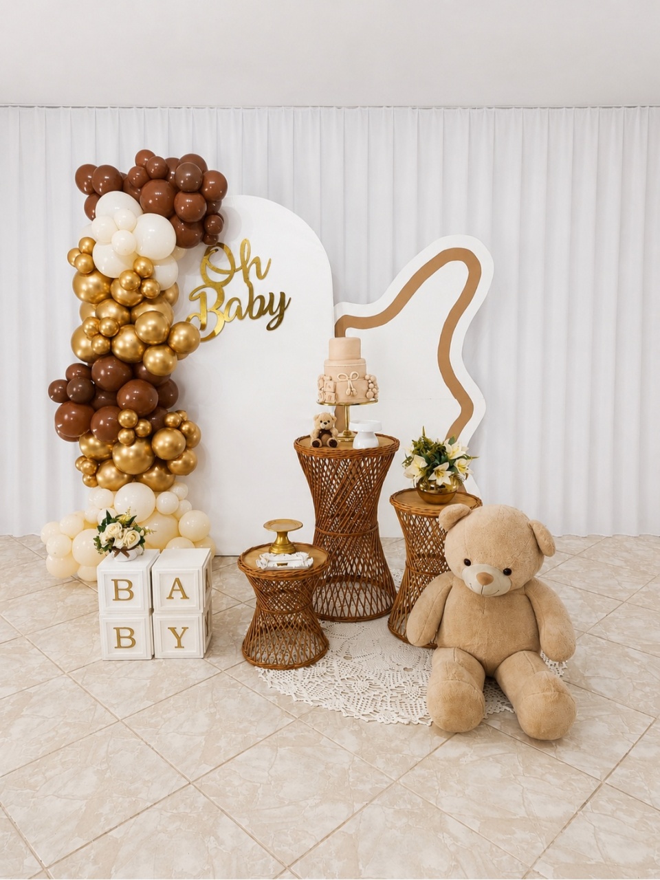 Composição Chá Urso Com Balões - CamaleãoLocaçoes
