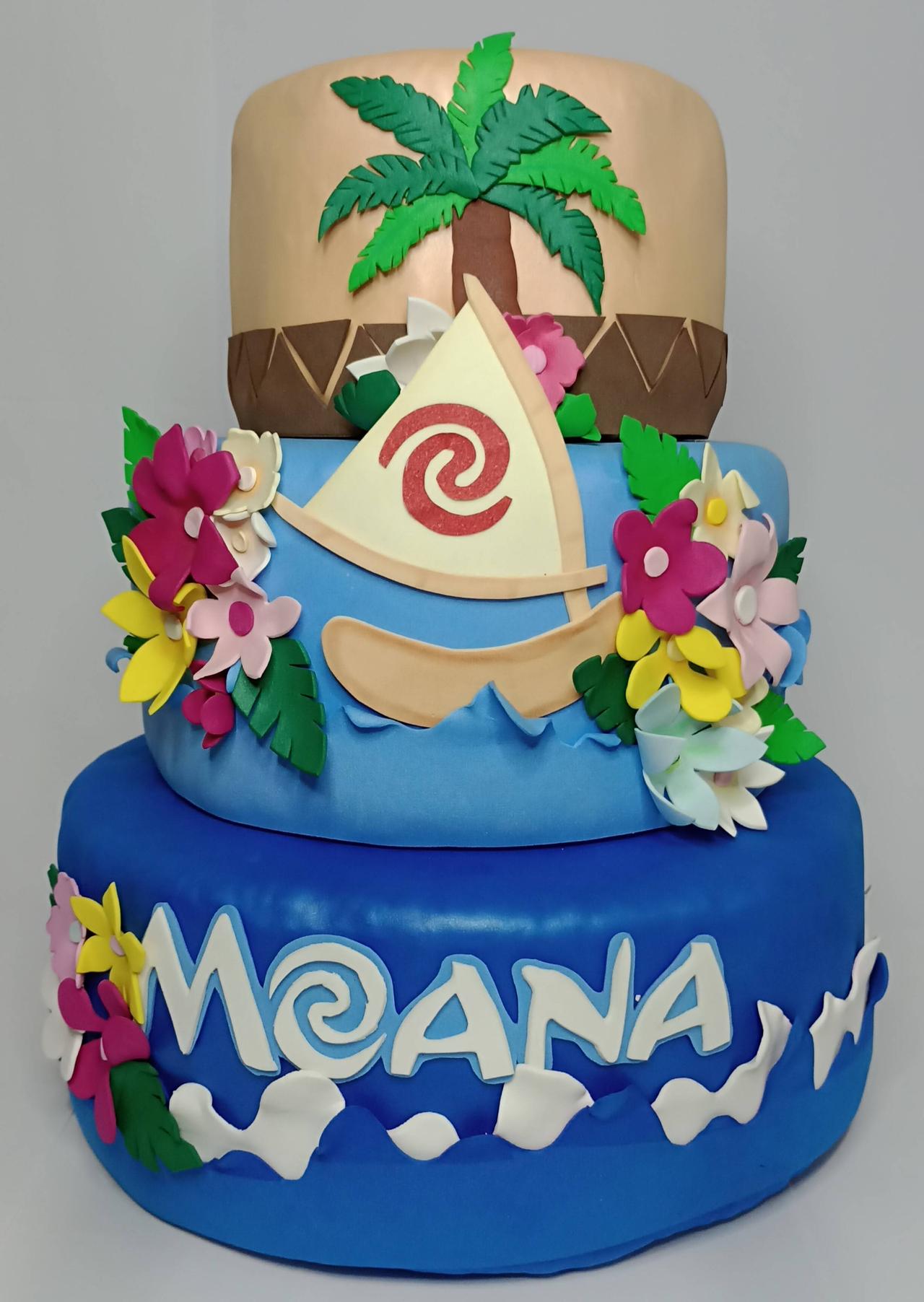 Bolo Fake  Moana 3 Andares - Vanessalocações