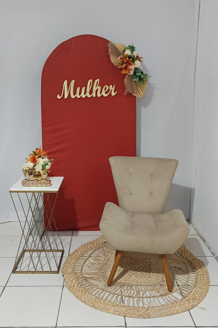 Composição Mulher 3 - CamaleãoLocaçoes