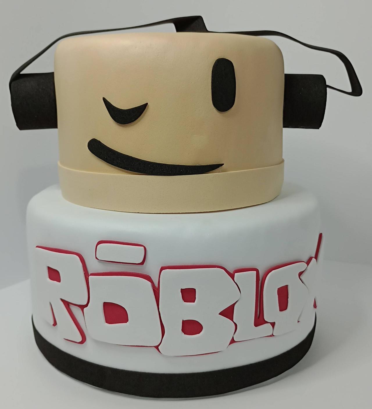 Bolo Fake Roblox - 2 Andares - Vanessalocações
