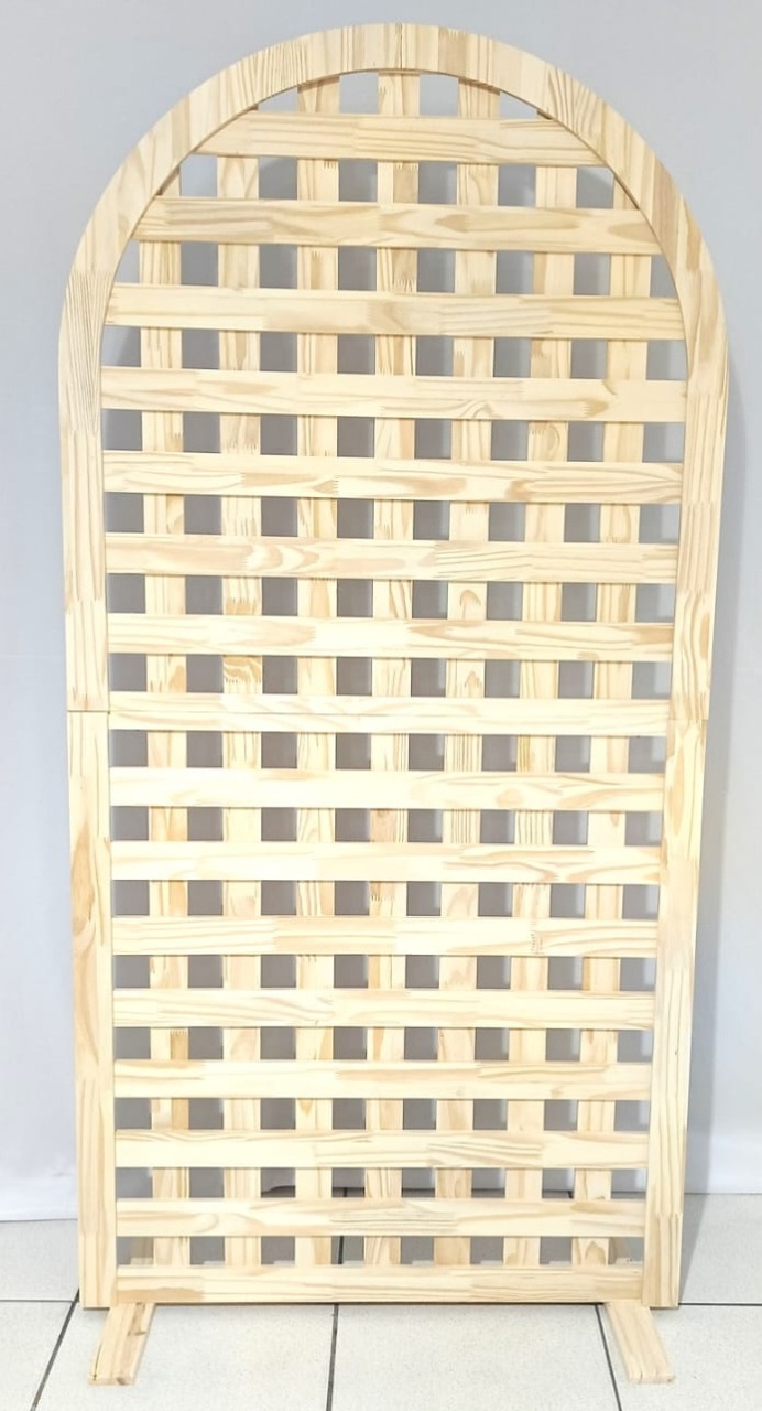 Painel Romano Pinus Vazado - 2,0X1,0Mt - Vanessalocações