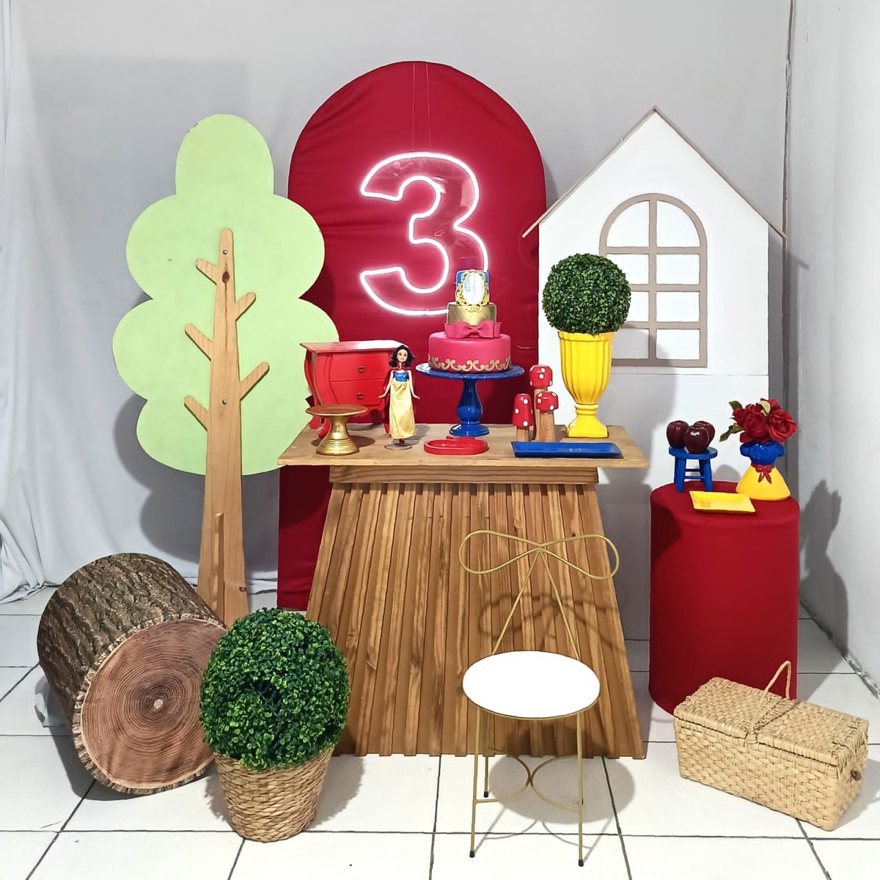 Composição Branca de Neve - CamaleãoLocaçoes