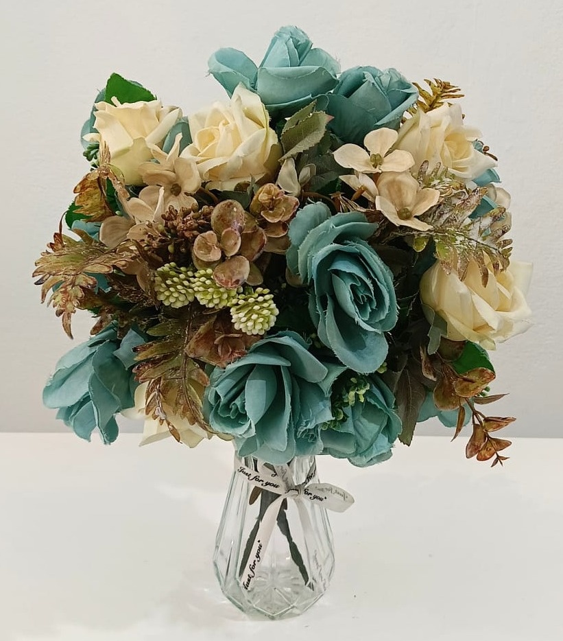 Buquê Flor Artificial Creme/Tifany M - Vanessalocações