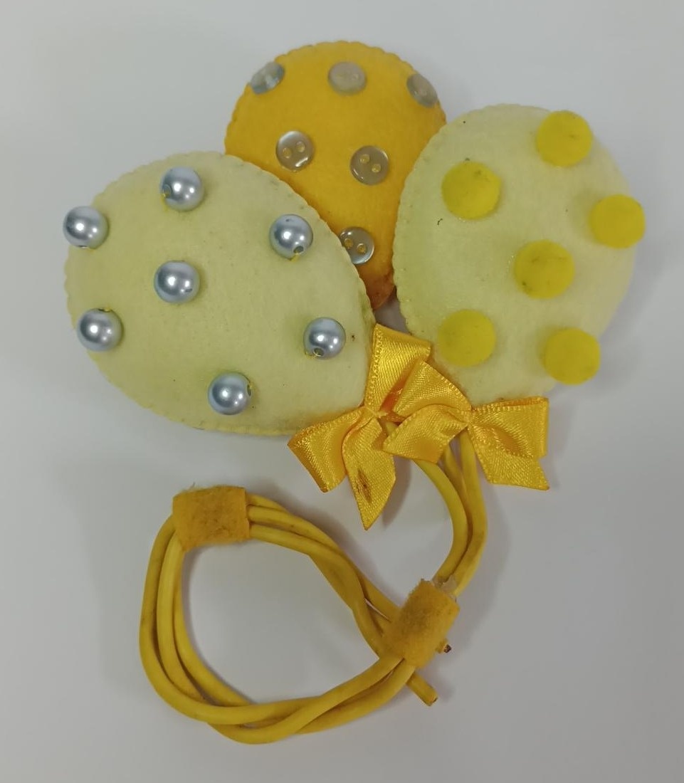 Adorno  Balões de Feltro - Amarelo - Vanessalocações