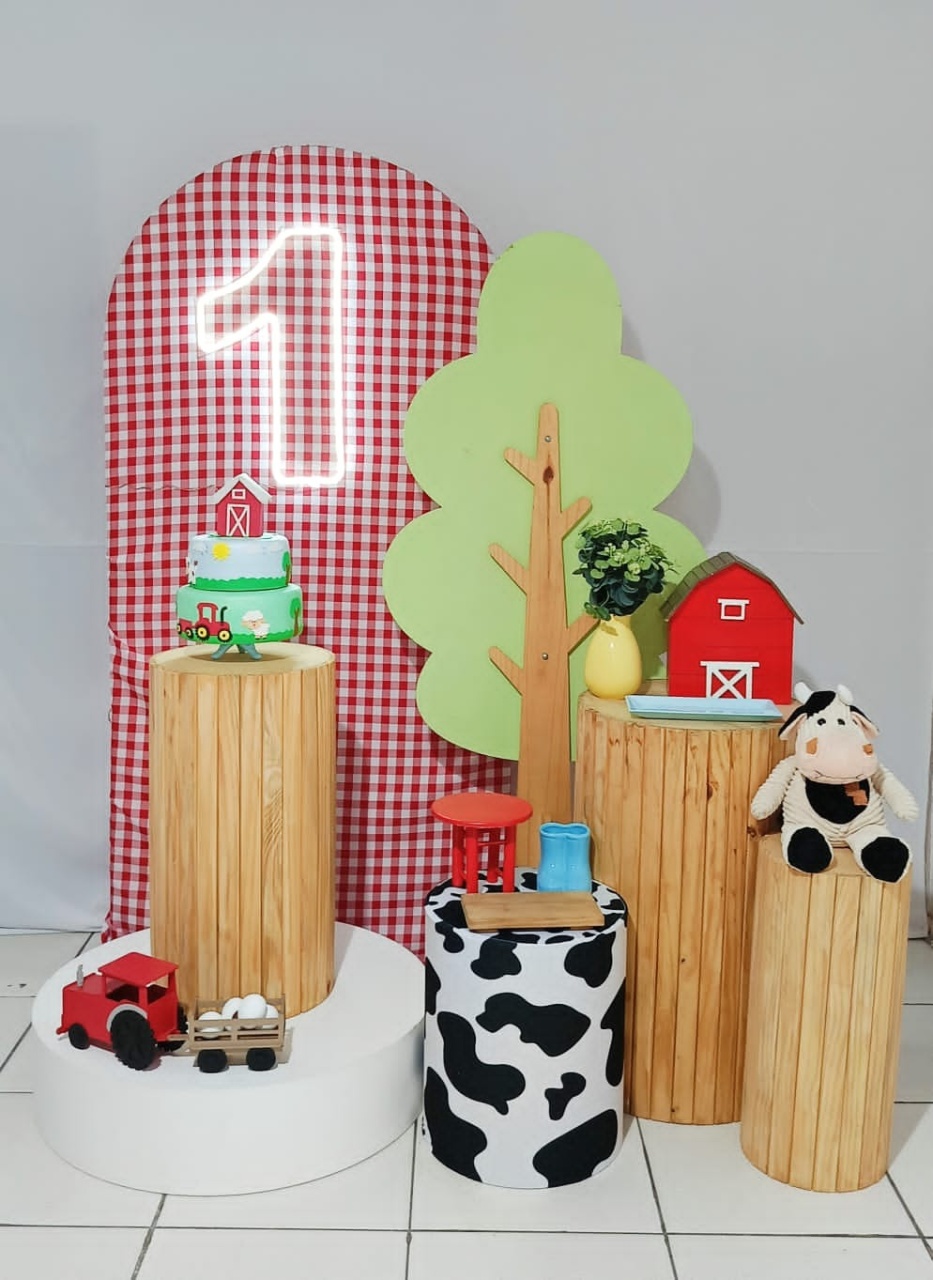 Composição Minimalista Fazendinha - CamaleãoLocaçoes