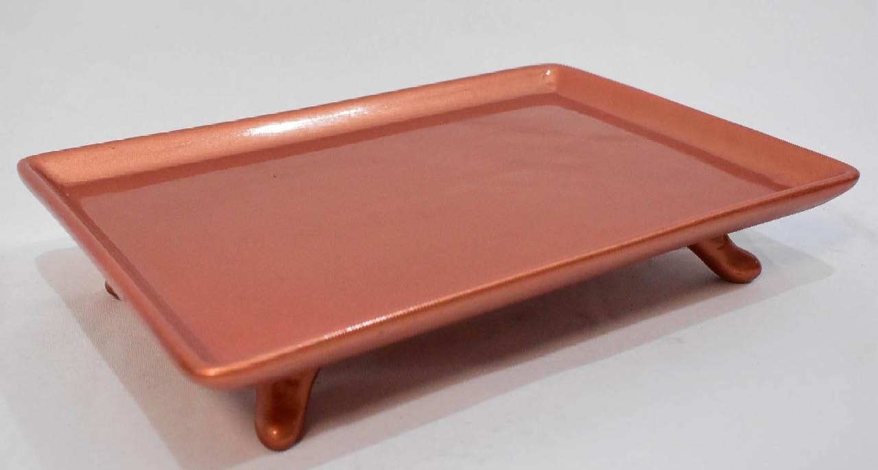 Bandeja Cerâmica Retangular  Pé Baixo  Cobre - Vanessalocações