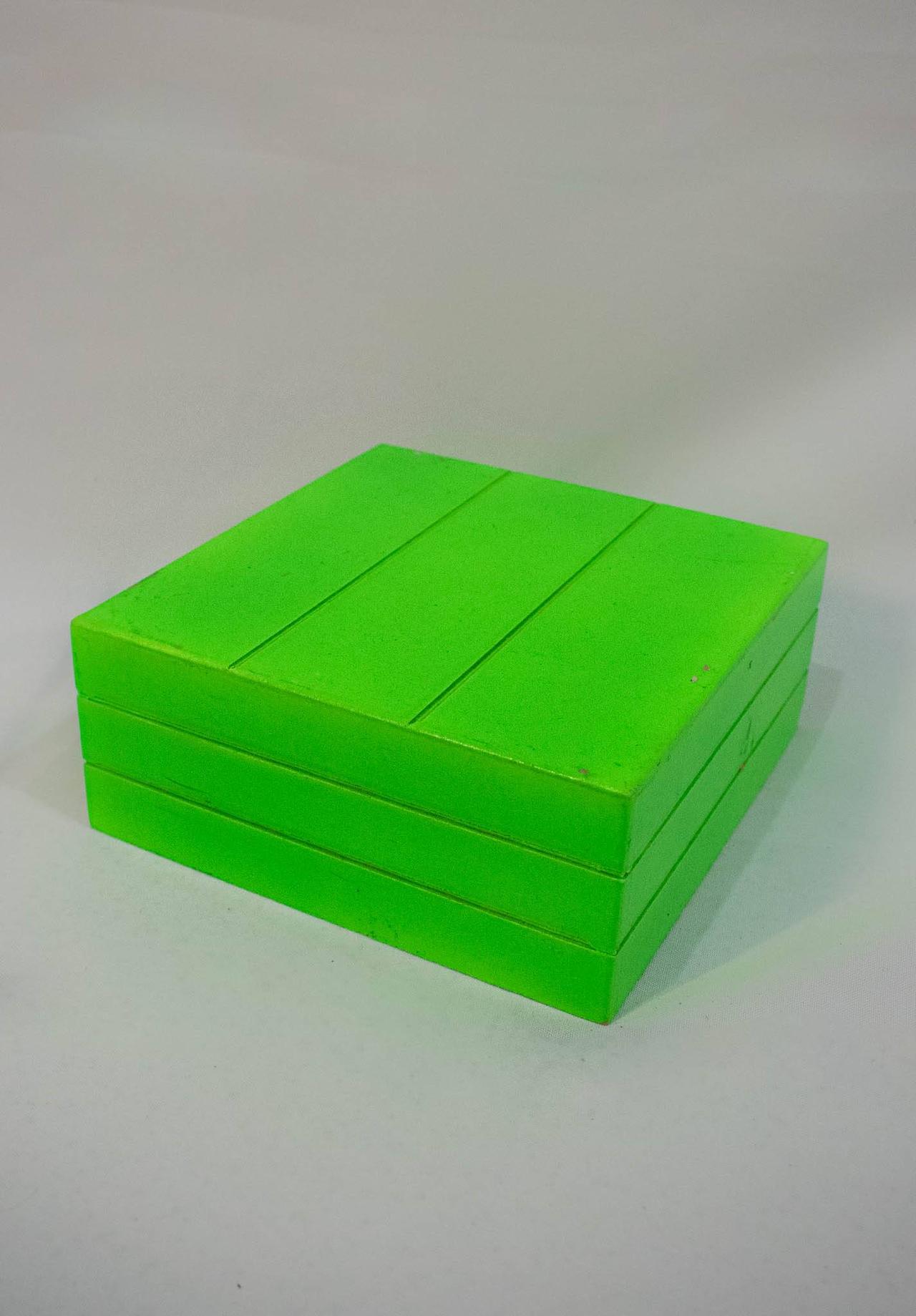 Elevação Mdf Verde  Neon - Vanessalocações