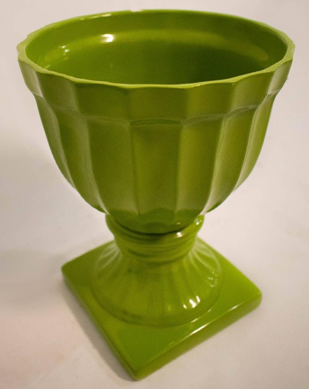 Vaso Cerâmica Canelado  Verde Pistache M - Vanessalocações