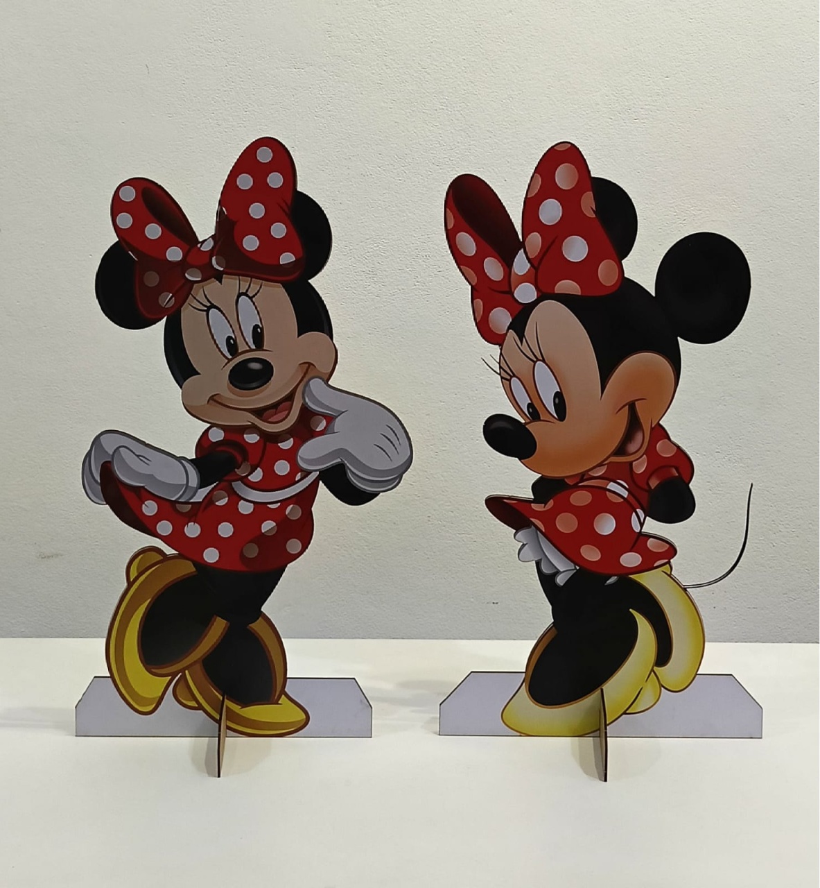 Display Mdf de Chão Minie  - Vanessalocações