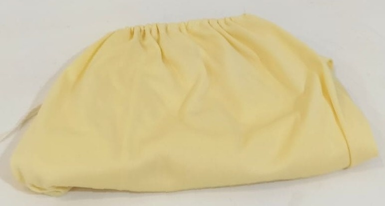 Capa  Cilindro P Lisa Amarelo Claro  - Vanessalocações