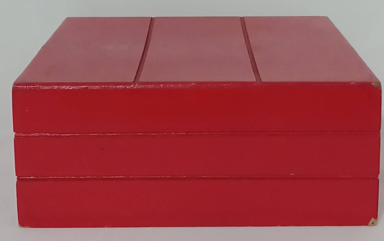 Elevação Mdf Vermelho - Vanessalocações