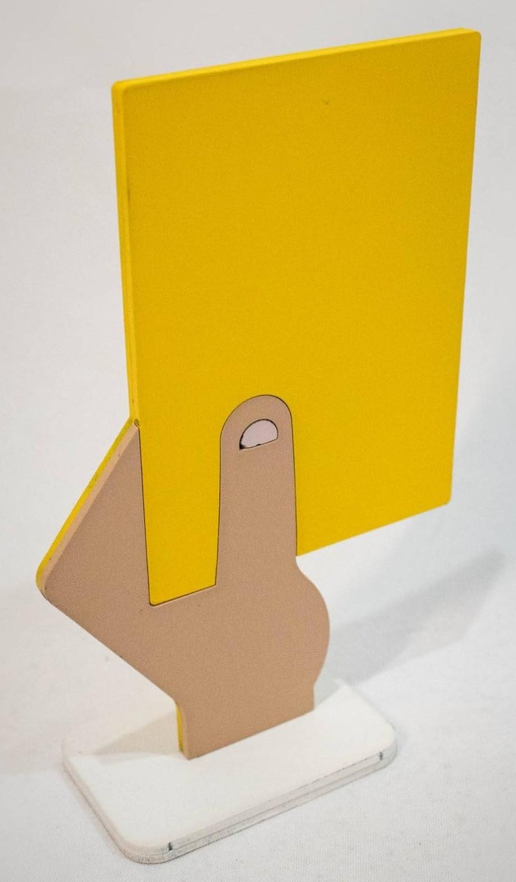 Display Mdf Cartão Amarelo - Vanessalocações