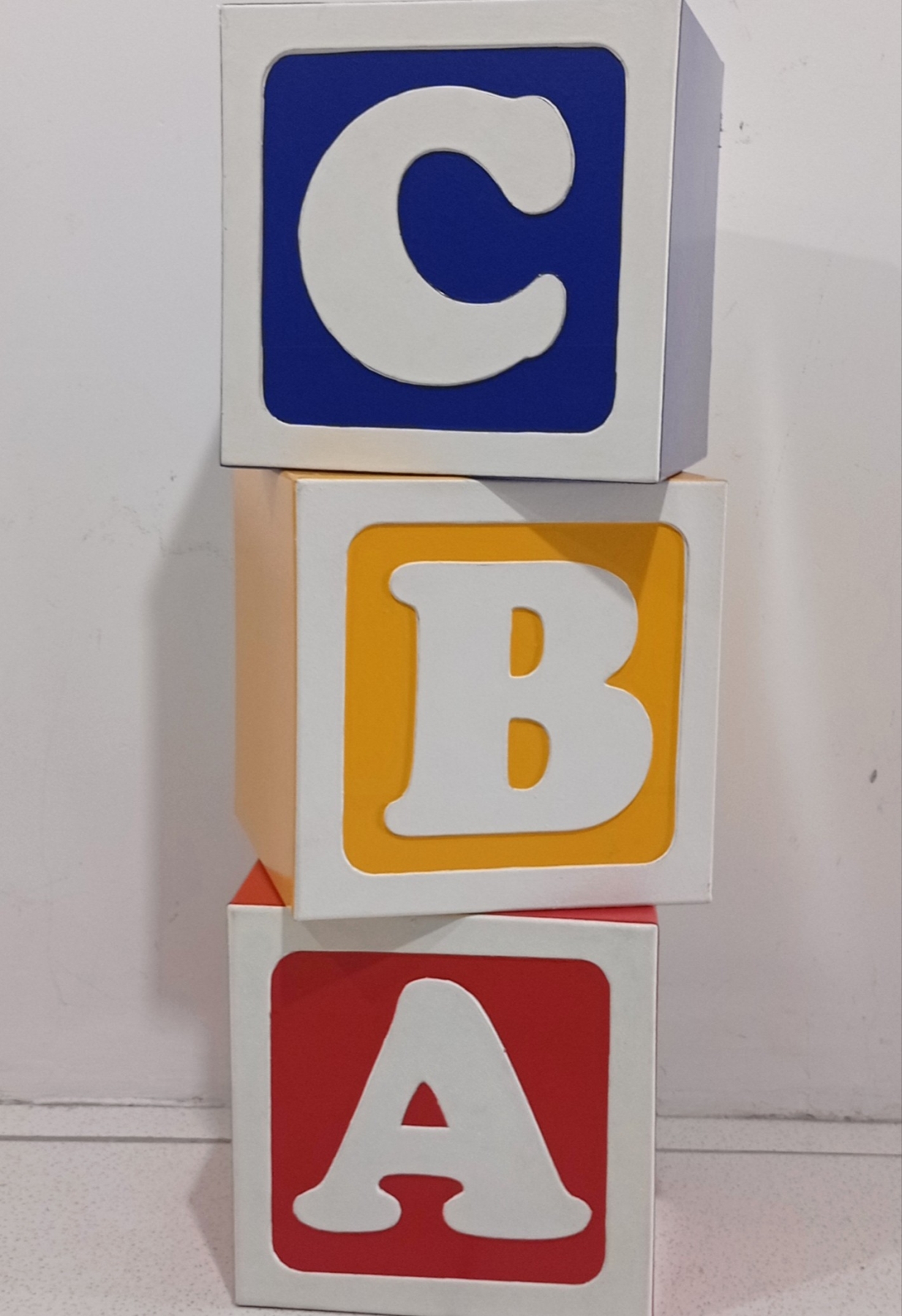  Cubo  A B C Mdf - Vanessalocações