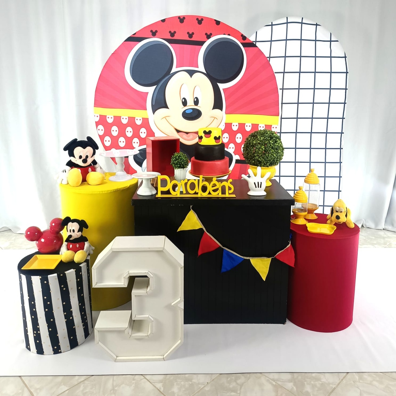 Coleção Pocket Luxo Mickey Com Numeral - CamaleãoLocaçoes