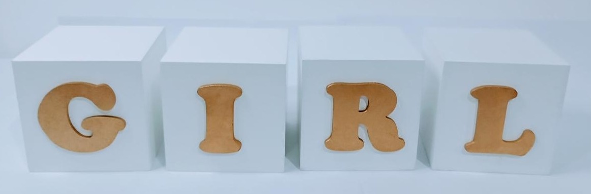 Letreiro Mdf  Cubo  Girl Branco/Dourado 4 Peças - Vanessalocações