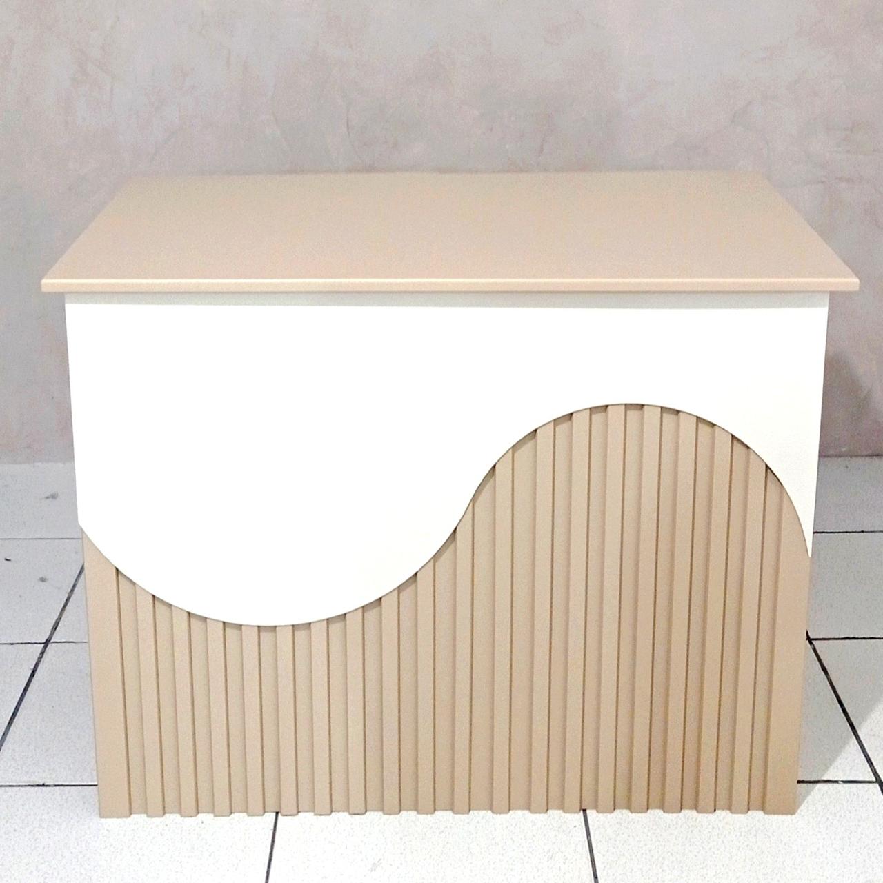 Mesa Onda Desmontavel - Nude/Areia - Vanessalocações