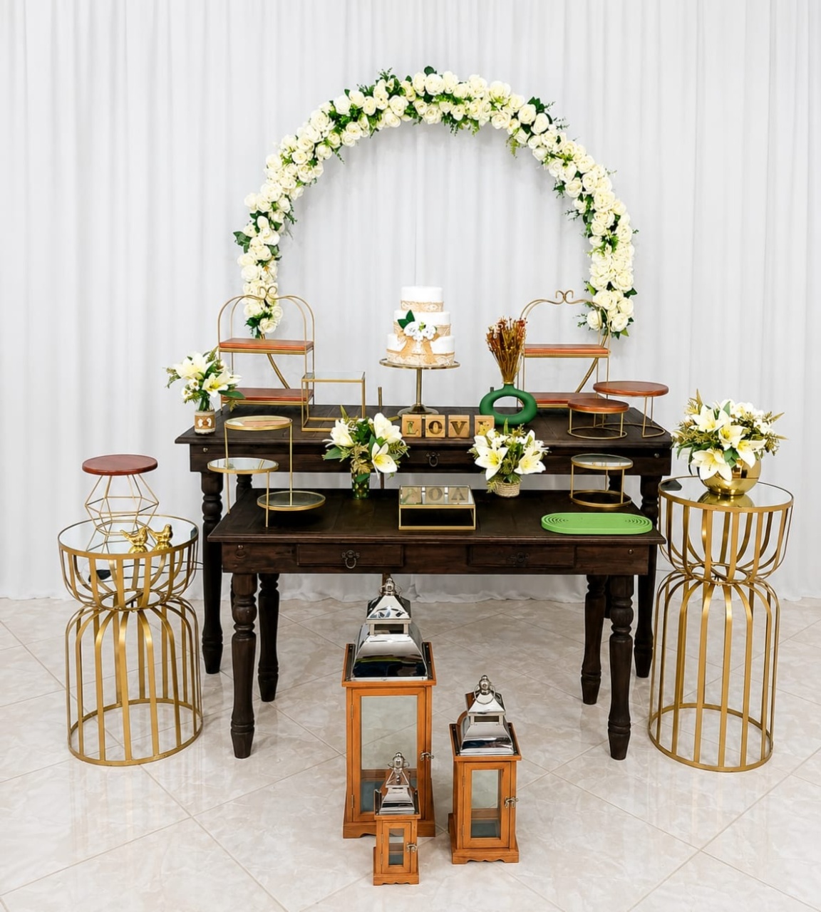 Casamento Mesa Oval - CamaleãoLocaçoes