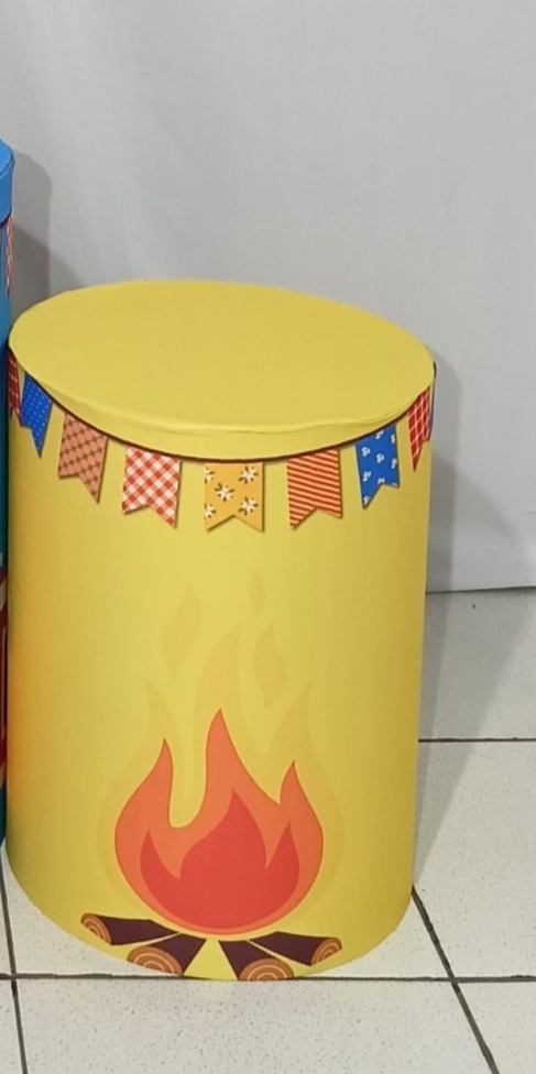 Capa Cilindro M Festa Junina Decorado - Vanessalocações