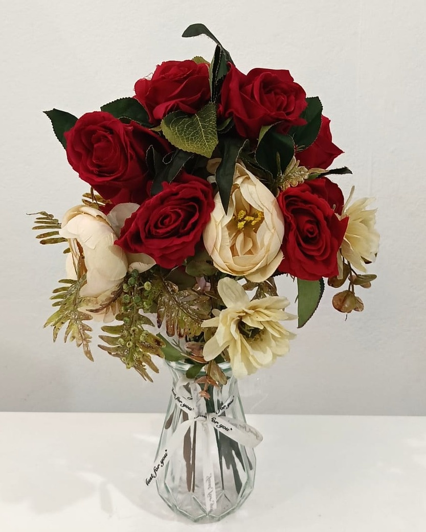 Buquê Flor Artificial Creme/Vermelho P - Vanessalocações