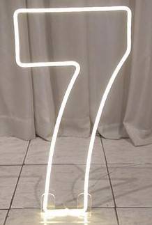 Numeral 7 Led Bivolt C/ Suporte  C/Furo Frio - Vanessalocações