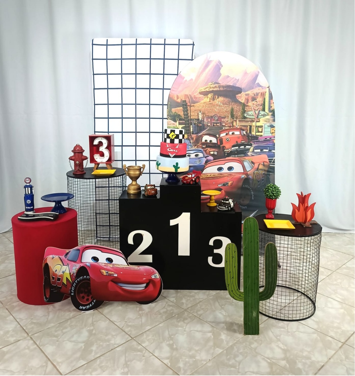 Composição Carros 2 - CamaleãoLocaçoes
