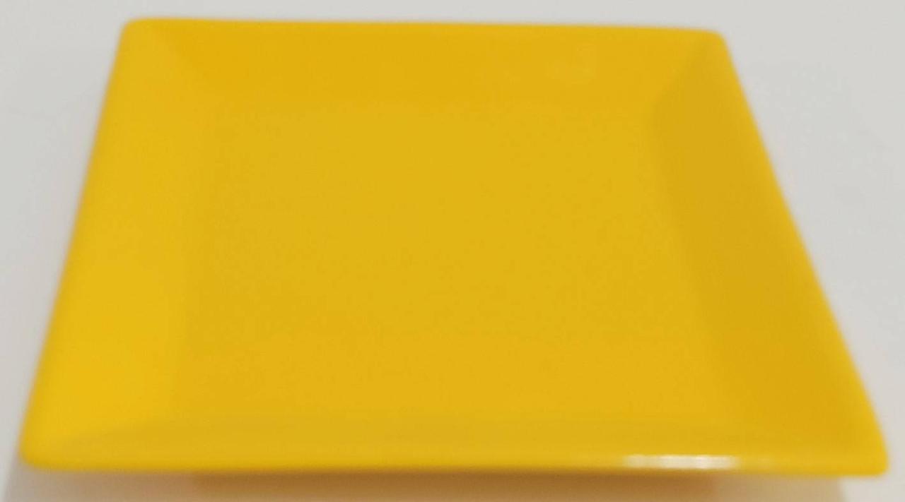 Bandeja Quadrada Baixa Amarelo Cerâmica - Vanessalocações