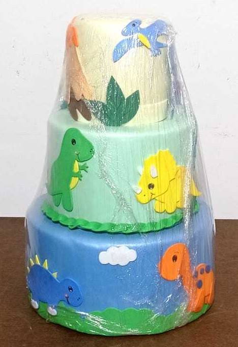 Bolo Fake Dinossauro Baby 2 - 3 Andares - Vanessalocações