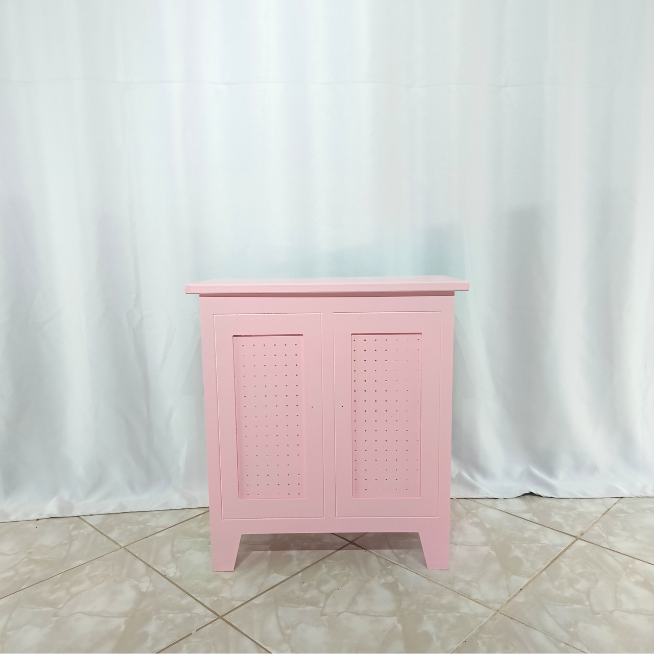Mesa Aparador Rosa - CamaleãoLocaçoes