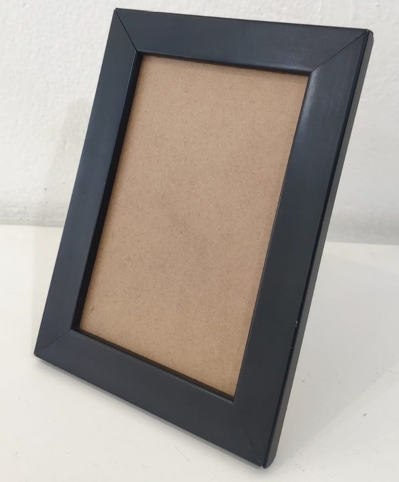 Porta Retrato Liso 10X15 Preto  - Vanessalocações