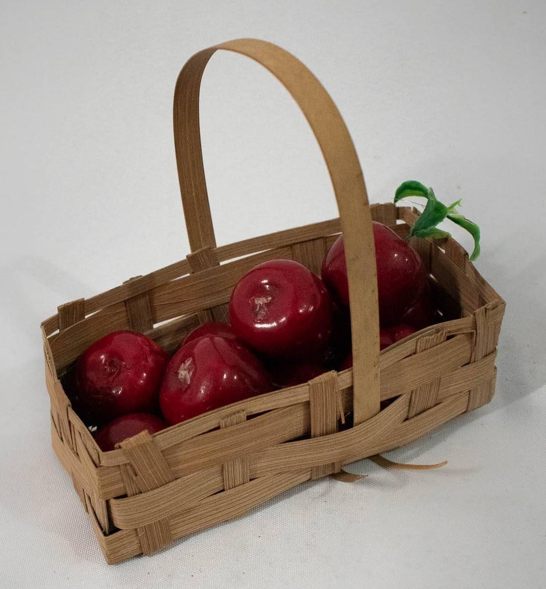 Cesta  Mini Bambu C/ Mini Maçãs - Vanessalocações