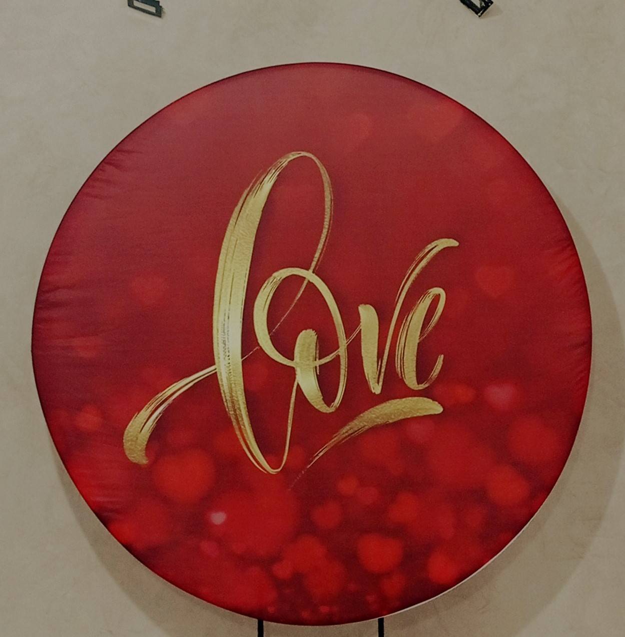 Capa P/ Painel Circular  - Love - Vanessalocações