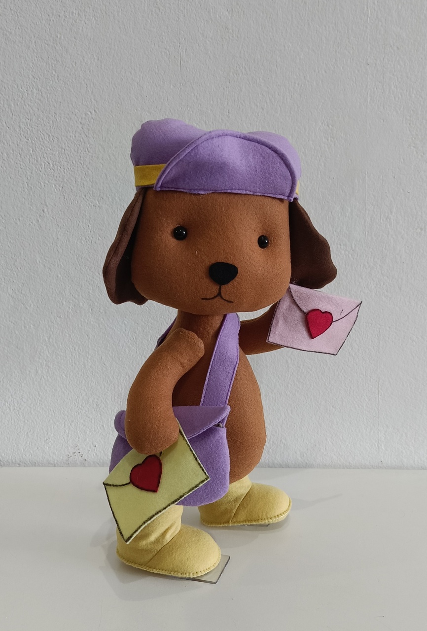 Bob Goodie Feltro Carteiro - Vanessalocações