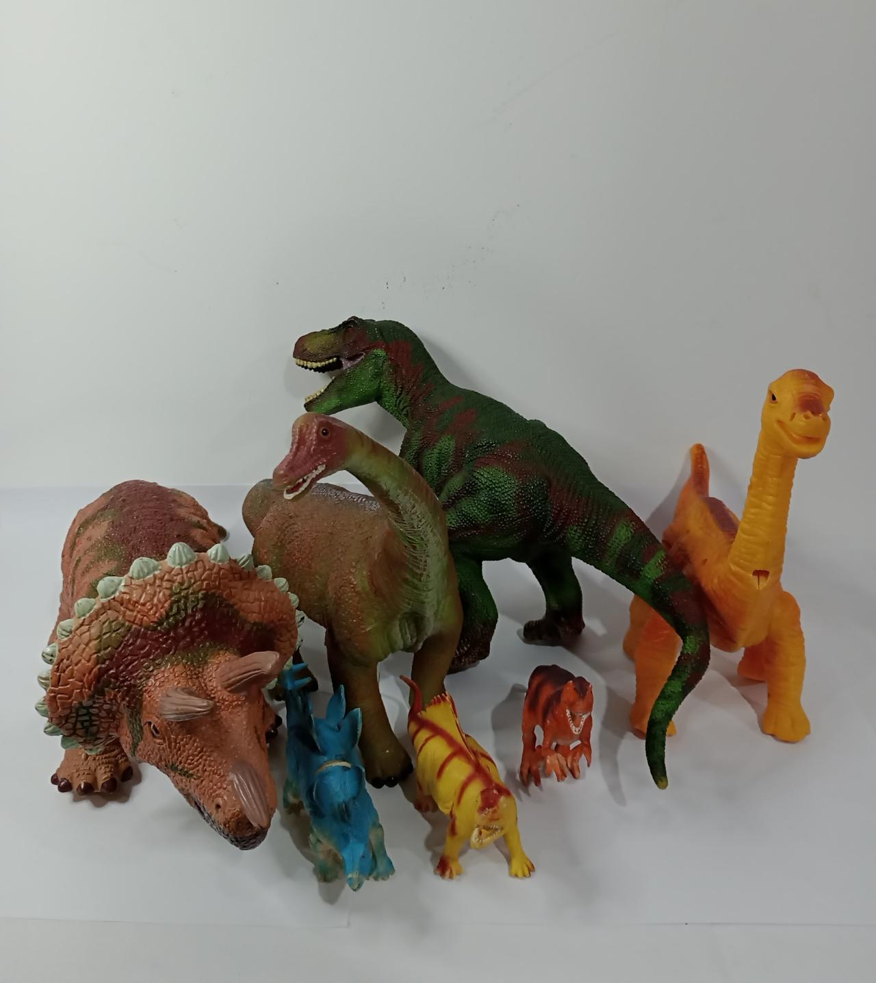 Coleção Dinossauro 8 Peças - Vanessalocações